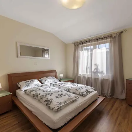In Vodnjan/istrien 35464 בית נופש *
